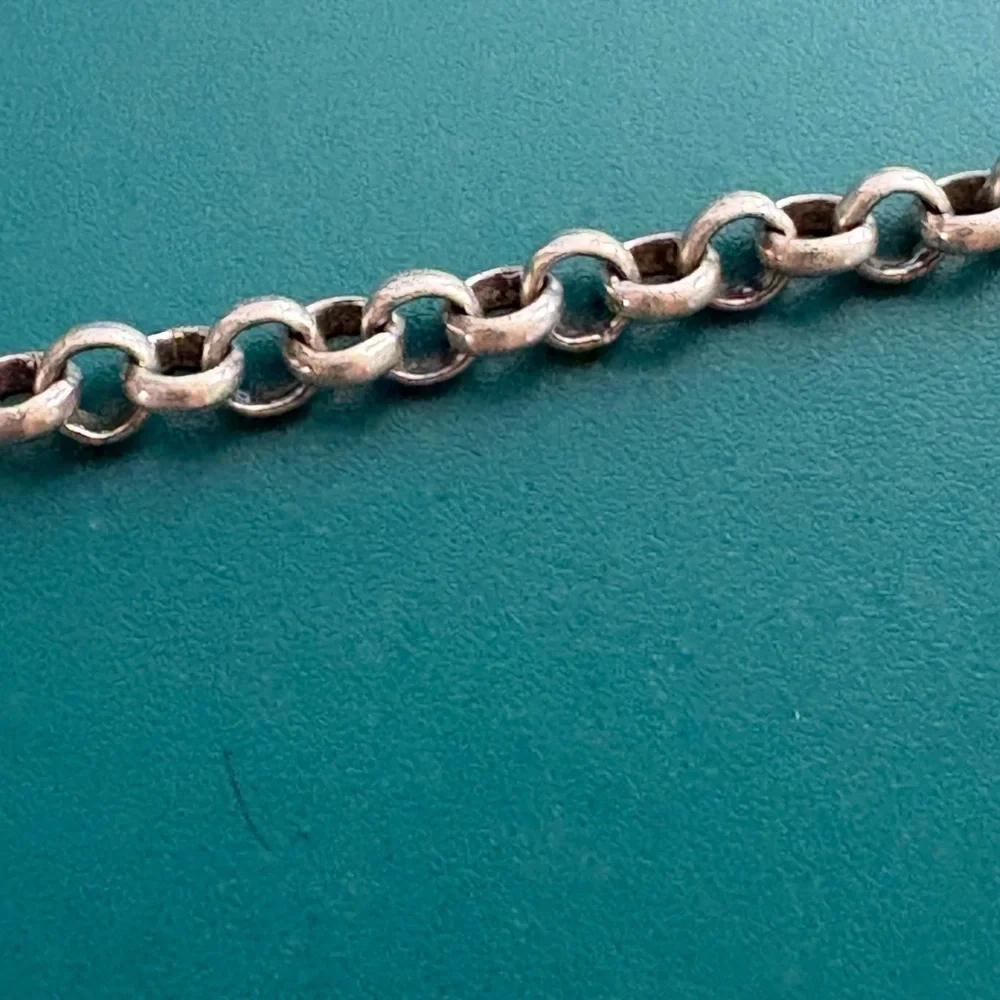 Silver Men’s Rolo Link Chain Bracelet Classic Link Design. 10”